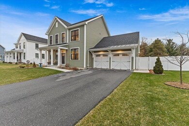 94 Caspian Ln, Shelburne, VT 05482 - photo 3