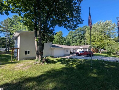 5314 E 16th St, Au Gres, MI 48703 - photo 6