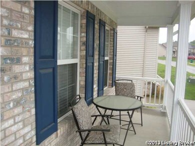 10609 Evanwood Dr, Louisville, KY 40228 - photo 2