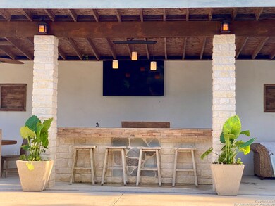 512 County Road 348, Concan, TX 78838 - photo 6