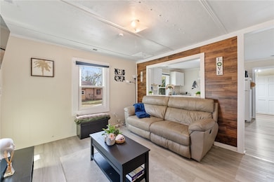 114 Simpson St, Iva, SC 29655 - photo 4