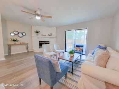 5617 Bennington Dr, Jacksonville, FL 32244 - photo 4