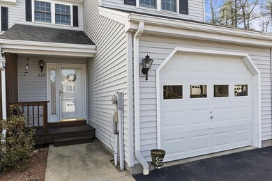 213 Bridle Cross Rd unit 213, Fitchburg, MA 01420 - photo 3