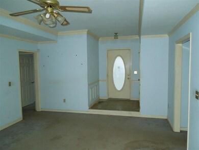 3001 Windsor Dr, Columbia, TN 38401 - photo 3