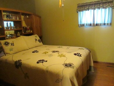 Master Bedroom Main Floor