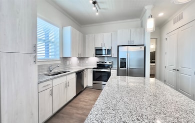 Kitchen island with breakfast bar, granite counter