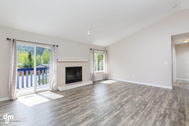 Living Room 20180531-DW-2006-SMALL