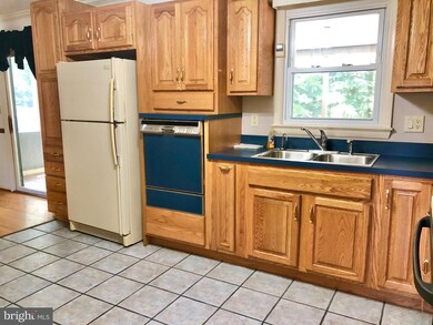 1998 Valley Rd, Annapolis, MD 21401 - photo 4