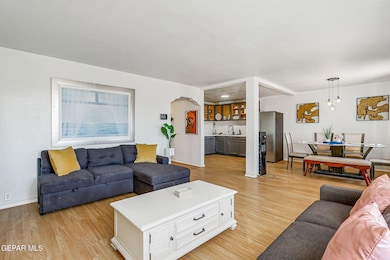 3021 Monroe Ave, El Paso, TX 79930 - photo 4