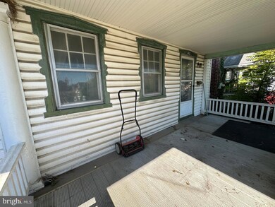 129 E Franklin St, Greencastle, PA 17225 - photo 5