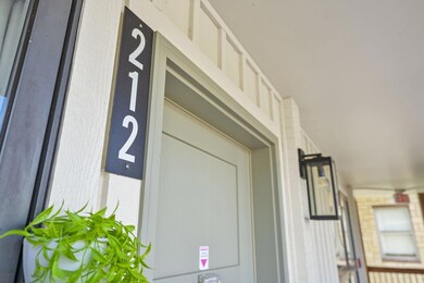 Veterans Blvd U212 (4)