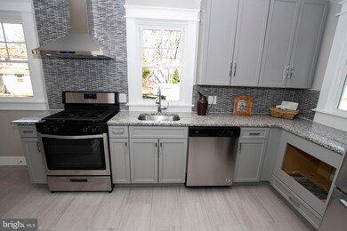 5408 Hamlet Ave, Baltimore, MD 21214 - photo 2