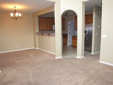 267 Wolverine Dr, Oswego, IL 60543 - photo 2