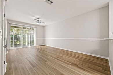 10979 Winter Crest Dr, Riverview, FL 33569 - photo 4