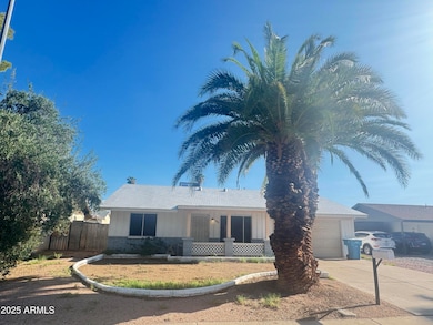 3801 W Poinsettia Dr unit 5, Phoenix, AZ 85029 - photo 2