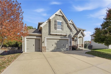 1520 SW 41st St, Lees Summit, MO 64082 - photo 4