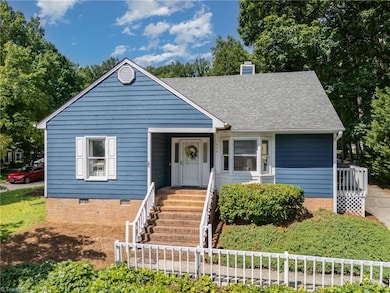 944 Chatfield Dr, Jamestown, NC 27282 - photo 2