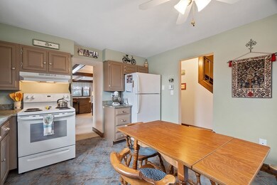 628 Chickering Rd, North Andover, MA 01845 - photo 7