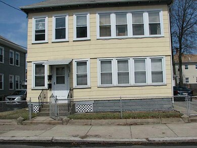 186 Hughes Ave, Pawtucket, RI 02861 - photo 2