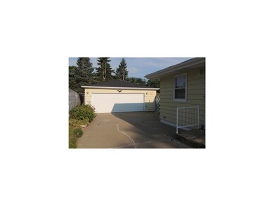 Garage.