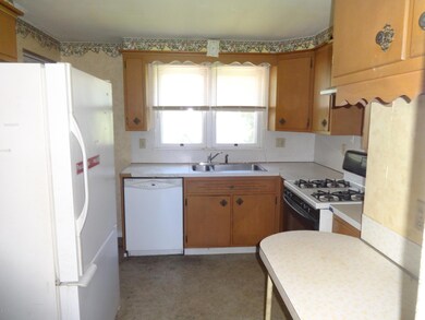 94 Cemetery Dr, Watsontown, PA 17777 - photo 2