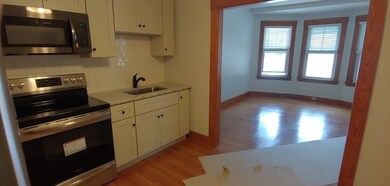40 Maint St unit 2, Grafton, MA 01560 - photo 2