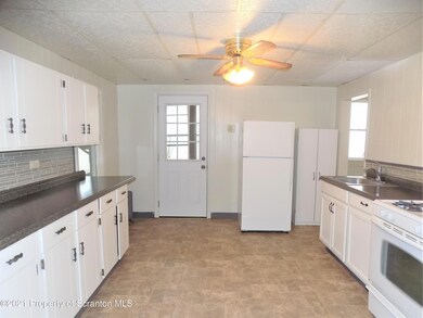 321 N Main St, Eynon, PA 18403 - photo 2