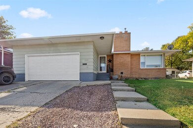 1108 6th St, Havre, MT 59501 - photo 2
