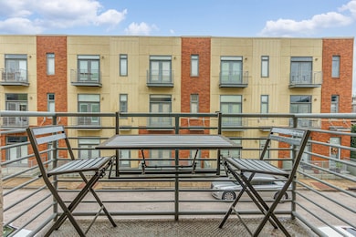 621 Denmark Dr unit 202, Memphis, TN 38103 - photo 2