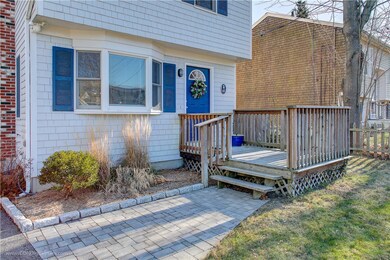 65 Holliston Ave, Portsmouth, RI 02871 - photo 2