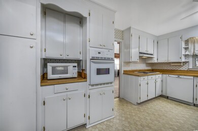 1870 S Carolina 348, Loris, SC 29569 - photo 7