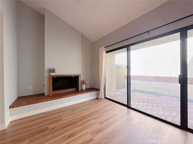 239 Linwood Ave unit E, Monrovia, CA 91016 - photo 5