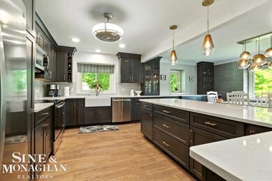 669 N Riverside Ave unit 4, Saint Clair, MI 48079 - photo 2