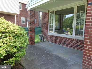 502 Circle Dr, Havertown, PA 19083 - photo 3