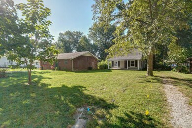 1526 E Whiteside St-4
