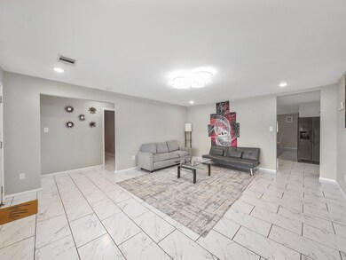 1337 Conrad Sauer Dr, Houston, TX 77043 - photo 5
