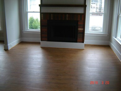 814 S Indiana Ave, Auburn, IN 46706 - photo 2