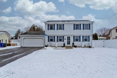 11 Vale Cir, Springfield, MA 01118 - photo 2