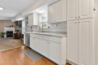 419 E Theodore Ln, Itasca, IL 60143 - photo 6