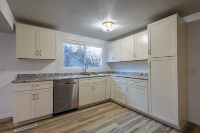 329 E Elgin St, Spearfish, SD 57783 - photo 7