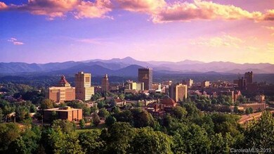 Asheville with Restaurants, Shopping, River Arts D