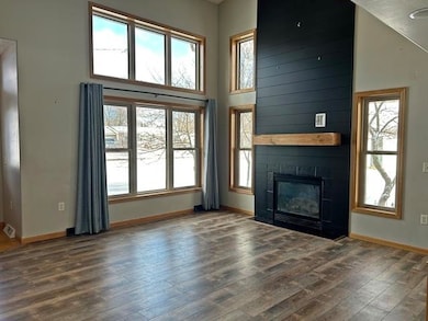 2511 S Apple Ave, Marshfield, WI 54449 - photo 3