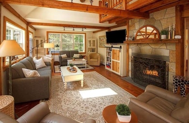 624 Boyd Hill Rd, Wilmington, VT 05363 - photo 2