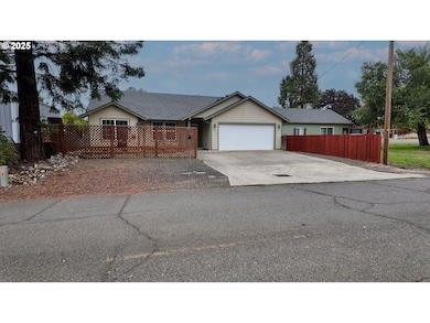 120 SE Edwards Ave, Winston, OR 97496 - photo 2