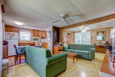 11 17 Flipper Road