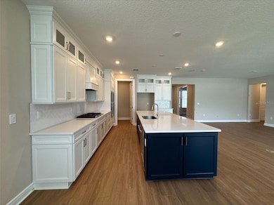 Actual home photo. Colors, finishes, textures and options may appear differently in person due to variations in monitors and viewing devices.