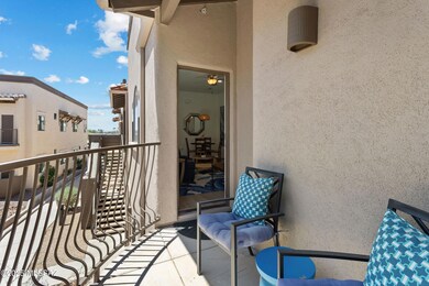 2028 e river rd 205-008