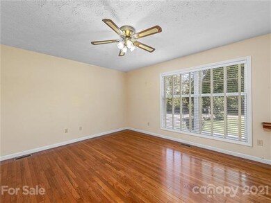 Owner Bedroom on Main