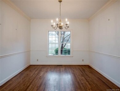 Large Dining Room for family gatherings