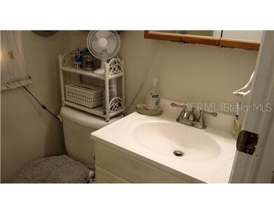 35138 Lindsey Ln, Zephyrhills, FL 33541 - photo 7